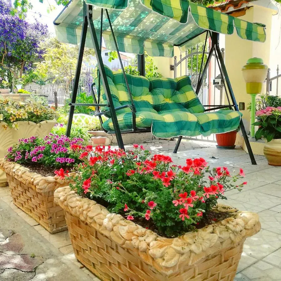 B&B Il Giardino Da Pina Tuili 0*,